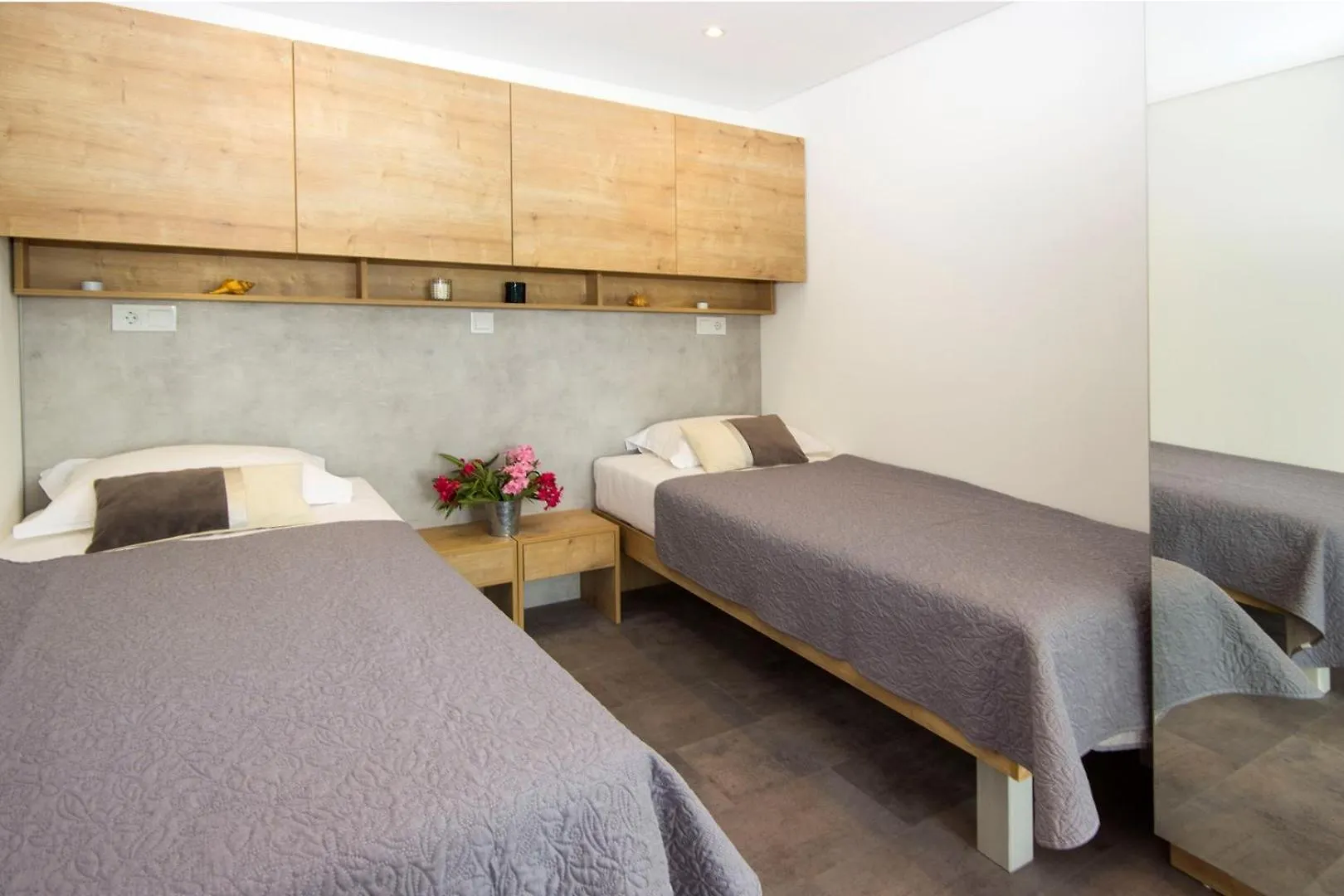 Affittacamere Kasthouse Yellow By Vellaris, Luxury Mobile Home Mali Lošinj
