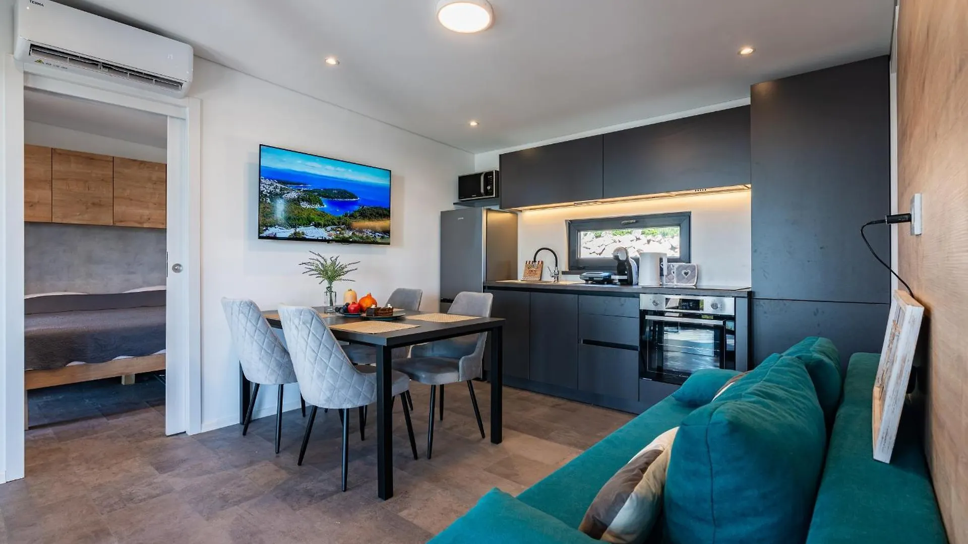 Guest house Kasthouse Yellow By Vellaris, Luxury Mobile Home Croatia